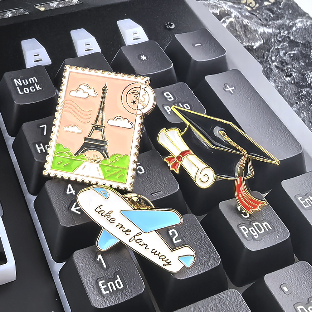 Cartoon Plane Earth Adventure  - Tech Accessories For Travel บทวิจารณ์และราคา